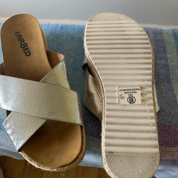 UnRated Sandals - Picture 1 of 2